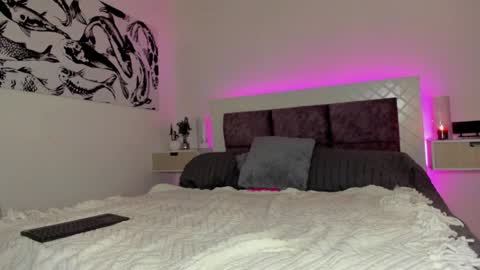 Max online show from 12/11/24, 06:04