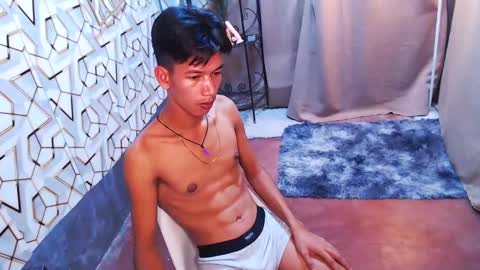 Reyn online show from 02/09/25, 02:18