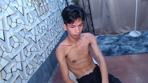 Reyn online show from 02/12/25, 11:51