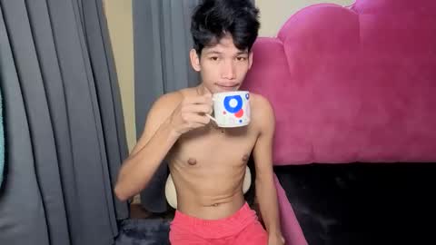 Reyn online show from 11/16/25, 10:59