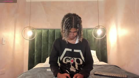 Snapshot of maxim_walker chatting on 01/27/25, 03:26 maxim online show from 01/27/25, 03:26