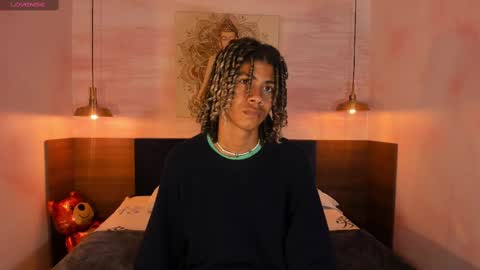 Snapshot of maxim_walker chatting on 02/24/25, 03:02 maxim online show from 02/24/25, 03:02