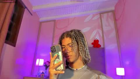 Snapshot of maxim_walker chatting on 03/09/25, 06:17 maxim online show from 03/09/25, 06:17