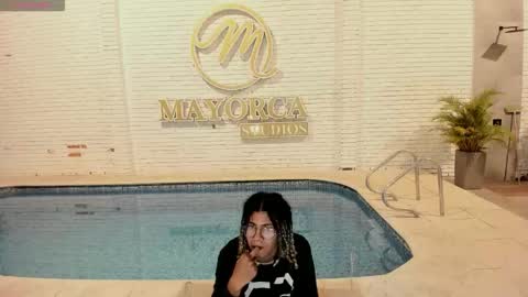 Snapshot of maxim_walker chatting on 09/27/25, 03:11 maxim online show from 09/27/25, 03:11