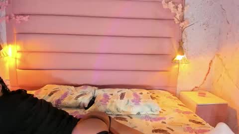 Snapshot of maxim_walker chatting on 10/24/25, 03:36 maxim online show from 10/24/25, 03:36