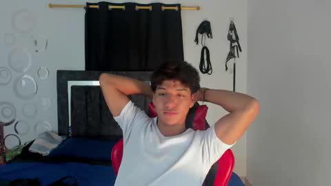 Maximiliano online show from 01/05/26, 07:17