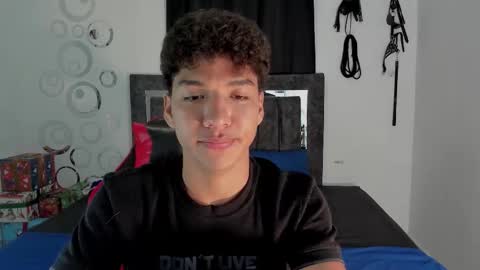 Maximiliano online show from 01/09/26, 07:48