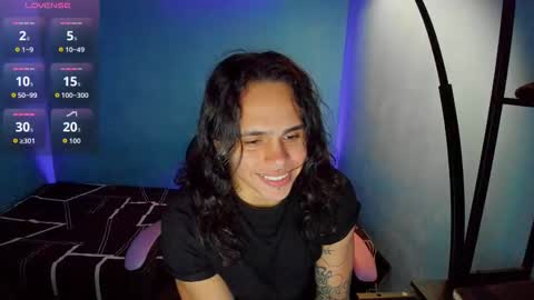 maximiliano_scoott_ online show from 09/25/25, 07:50