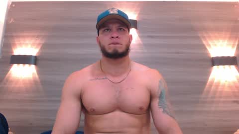 Snapshot of maximiliano_stronge chatting on 06/25/26, 08:35 Maximiliano online show from 06/25/26, 08:35