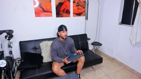 Maximo online show from 11/21/25, 03:16