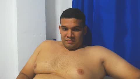 Snapshot of maximo08_dlim chatting on 06/08/26, 02:01 maximo08_dlim online show from 06/08/26, 02:01