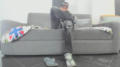 Snapshot of maximo__77 chatting on 11/13/25, 11:58 maximo__77 online show from 11/13/25, 11:58