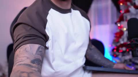 Maximo online show from 12/23/25, 05:27