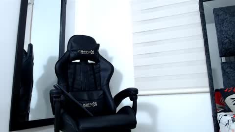 Maximo Sebastian online show from 03/09/25, 03:54