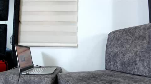 Maximo Sebastian online show from 12/18/25, 07:31