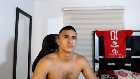 Snapshot of maximo_sebastian chatting on 06/02/26, 01:07 Maximo Sebastian online show from 06/02/26, 01:07
