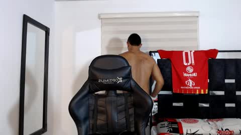 Snapshot of maximo_sebastian chatting on 06/03/26, 02:03 Maximo Sebastian online show from 06/03/26, 02:03