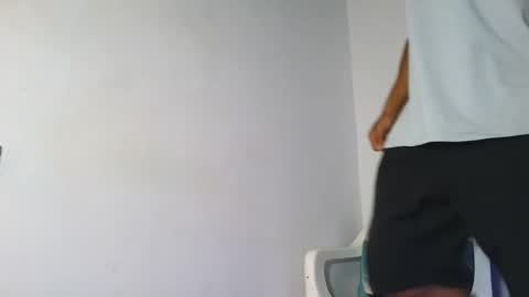 Maximo Aron Vega online show from 03/15/26, 05:30