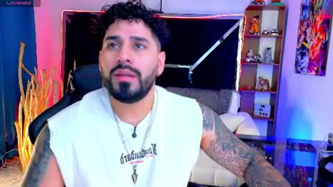 Snapshot of maximo_vlda chatting on 07/22/26, 03:26 maximo online show from 07/22/26, 03:26