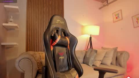 Maximo Wolf online show from 01/11/26, 10:04