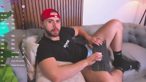 Maximo Wolf online show from 04/02/26, 08:50