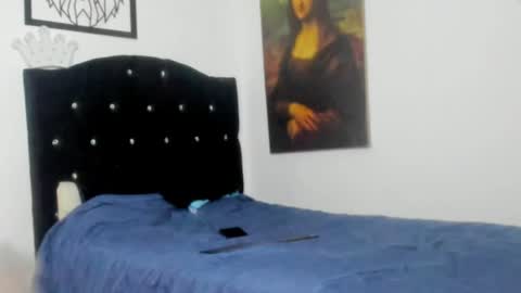 MaximoHernandez online show from 04/21/26, 03:57