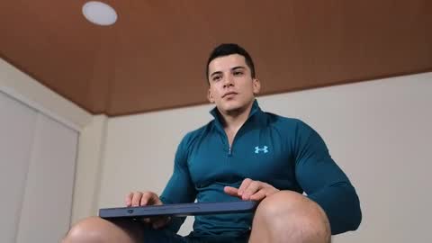 Sebastian online show from 12/02/24, 02:20