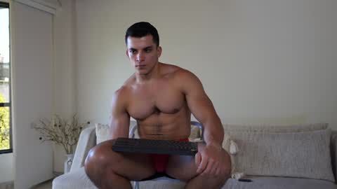 Sebastian online show from 01/18/25, 09:02