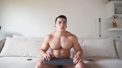 Sebastian online show from 11/07/25, 05:35