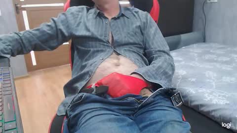 maximus3334 online show from 01/09/26, 09:45