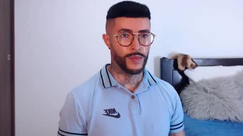 Independent Model online show from 01/14/25, 01:47