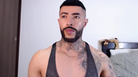 Independent Model online show from 02/16/25, 04:09