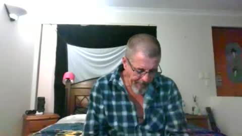 Max online show from 02/11/26, 12:43