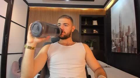 Maximus online show from 02/20/26, 01:55