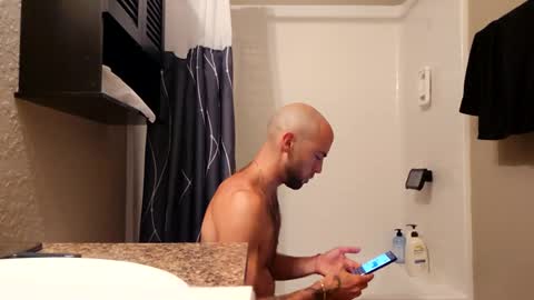 Snapshot of maximusdemitrious chatting on 10/02/25, 10:39 maximusdemitrious online show from 10/02/25, 10:39