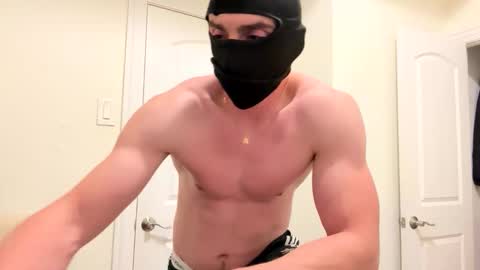 MaxInControl online show from 11/14/25, 05:28