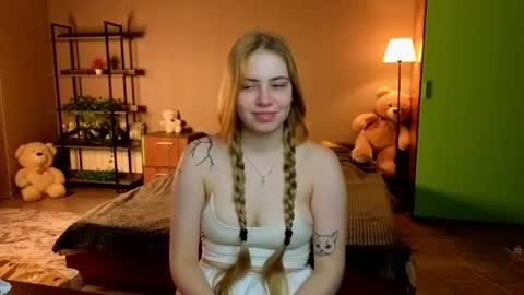 Monica - Next stream 270525 0300 GMT2 online show from 06/30/26, 02:01