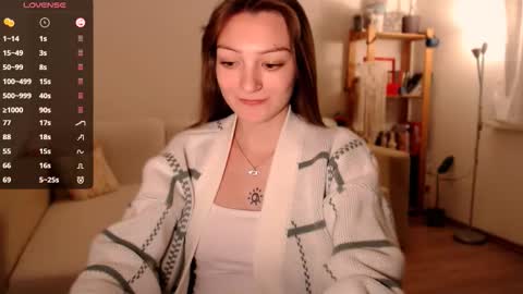 Snapshot of maxinele chatting on 11/10/25, 02:05 Maxine online show from 11/10/25, 02:05