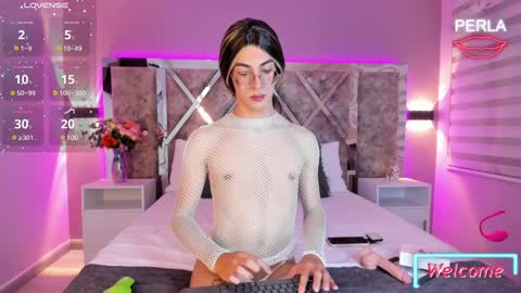 Snapshot of maxirogers chatting on 01/21/25, 08:21 Maxi Rogers online show from 01/21/25, 08:21