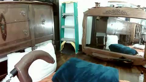 maxjr8008 online show from 02/15/26, 07:51