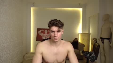 Snapshot of maxkaiden chatting on 02/17/25, 12:48 MaxKaiden online show from 02/17/25, 12:48