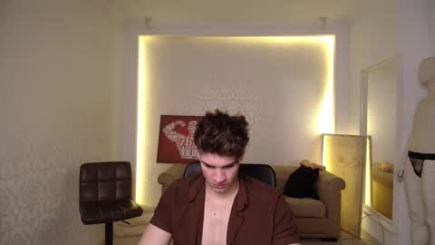 Snapshot of maxkaiden chatting on 02/19/25, 05:27 MaxKaiden online show from 02/19/25, 05:27