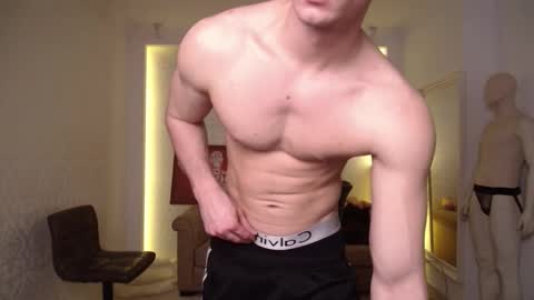 Snapshot of maxkaiden chatting on 02/19/25, 11:38 MaxKaiden online show from 02/19/25, 11:38