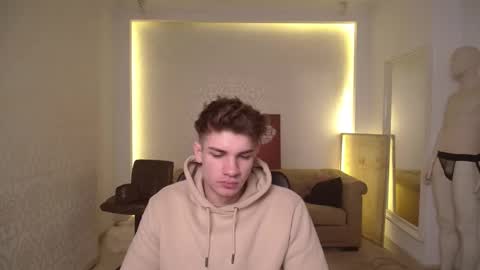 Snapshot of maxkaiden chatting on 02/27/25, 05:45 MaxKaiden online show from 02/27/25, 05:45