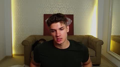 Snapshot of maxkaiden chatting on 09/13/25, 04:45 MaxKaiden online show from 09/13/25, 04:45