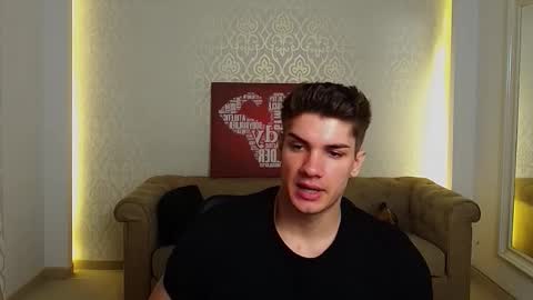 Snapshot of maxkaiden chatting on 09/15/25, 04:45 MaxKaiden online show from 09/15/25, 04:45