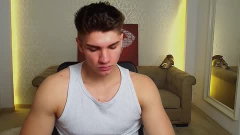 Snapshot of maxkaiden chatting on 09/20/25, 05:41 MaxKaiden online show from 09/20/25, 05:41