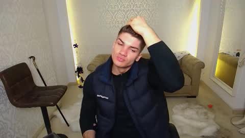 Snapshot of maxkaiden chatting on 11/04/25, 05:28 MaxKaiden online show from 11/04/25, 05:28