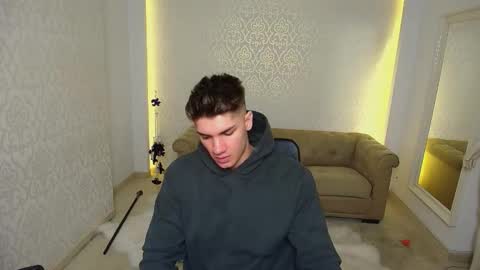 Snapshot of maxkaiden chatting on 11/08/25, 05:18 MaxKaiden online show from 11/08/25, 05:18