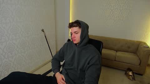 Snapshot of maxkaiden chatting on 11/22/25, 05:39 MaxKaiden online show from 11/22/25, 05:39